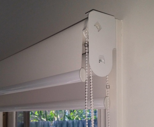 image of chain-operated-roller-blind